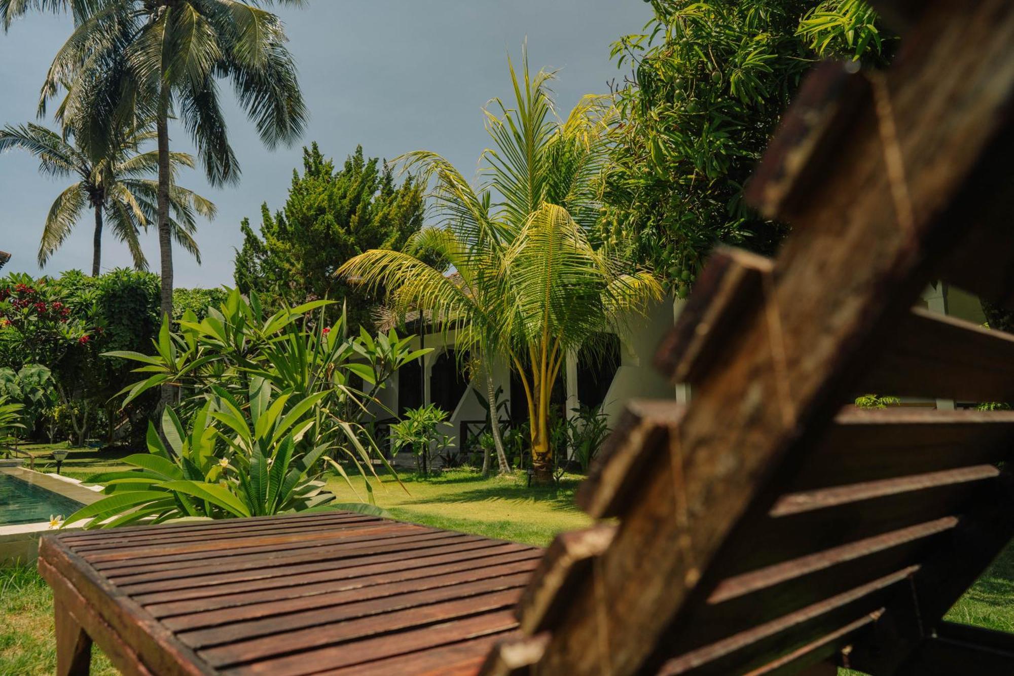 The Confidential Mandalika Hotel Kuta  Exterior photo