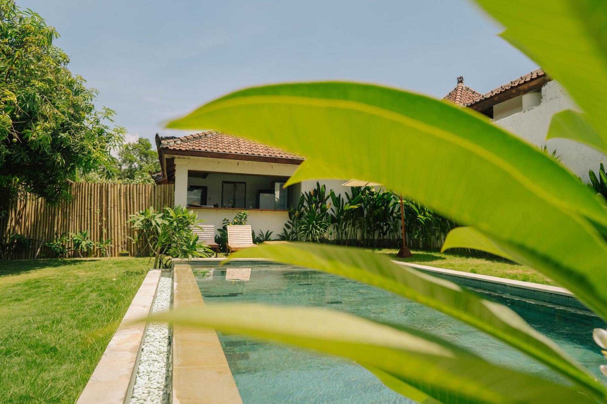 The Confidential Mandalika Hotel Kuta  Exterior photo